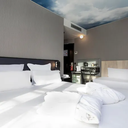 Libertel Montmartre Opéra Hotel 3*