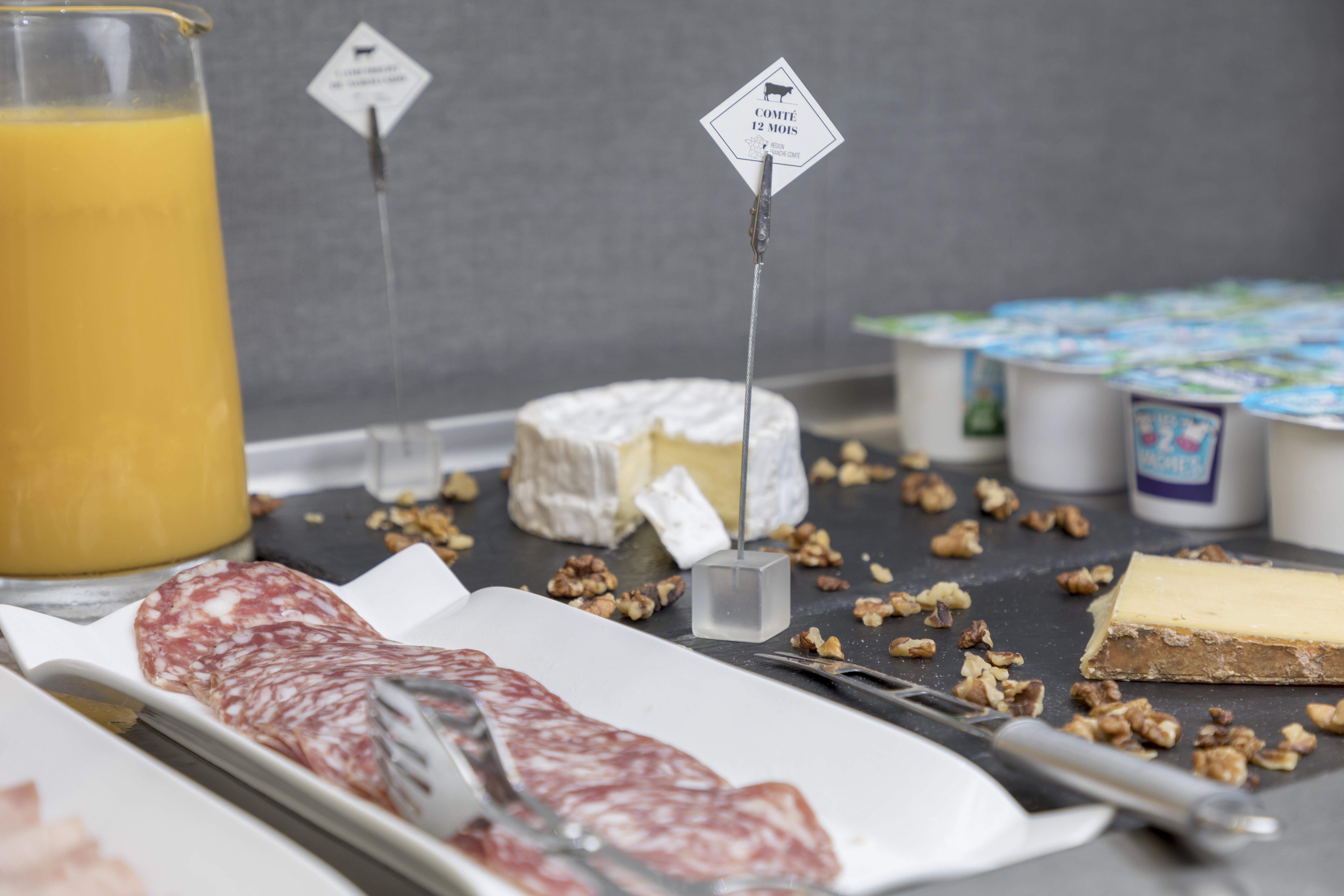 Hotel Libertel Montmartre Opera 3*